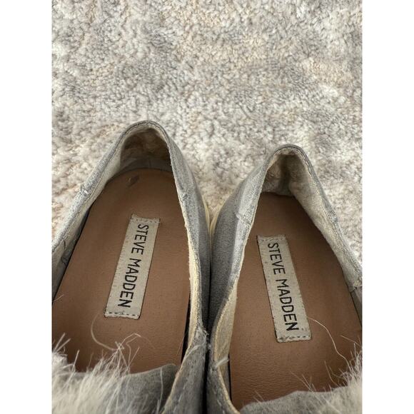 Steve Madden Size 8M Faux Fur Suede Pom Pom Puff Ball Gray Sneakers Pull On - Picture 8 of 10